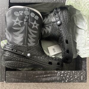 CROCS Black Boots Cowboy CROCTOBER 2023 SIZE 11M